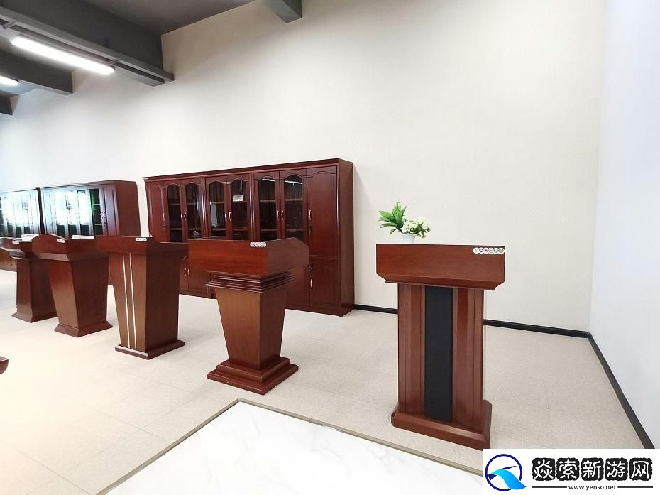 “牧化师1”弄脏讲台