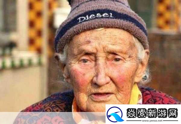 中国老太太WBBHD