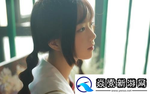 几个装修工人把我压在茶几