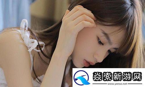 哭笑不得！几个装修工人竟然把我压在茶几