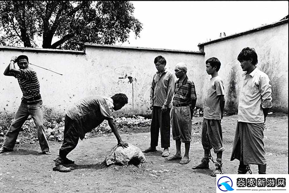 缅甸北部恐怖血腥站