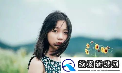 中午妈妈在厨房做饭