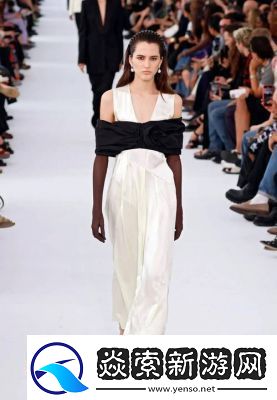 九尾庞庞！时装惊艳上线全新御将录玩法正式开启！