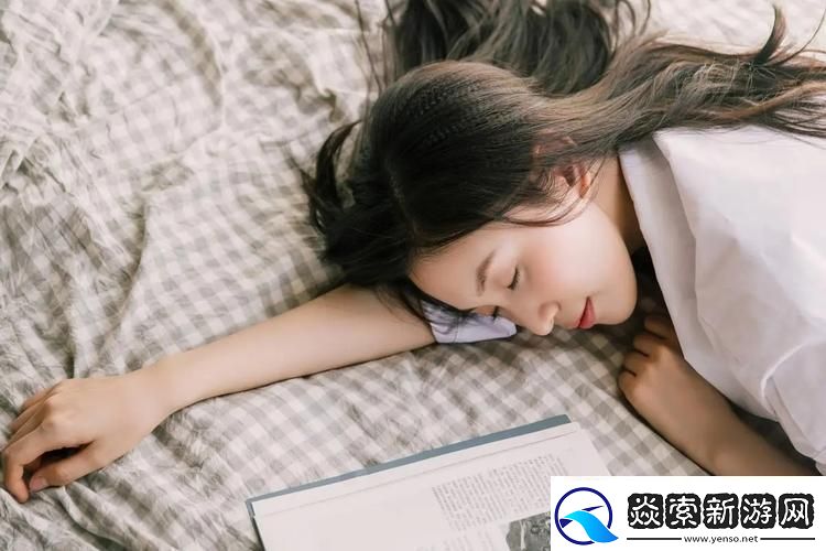 兰姨捂着嘴怕发出声音吵到