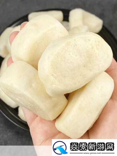 小学六年级的小馒头