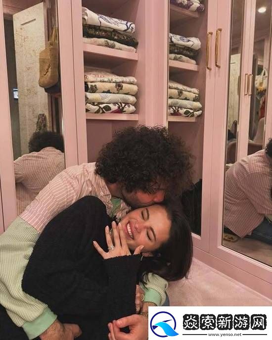 赛琳娜宣布订婚海莉·比伯点赞