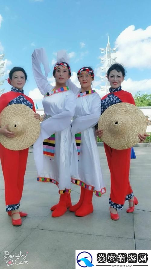 嫣然回首一瞬间