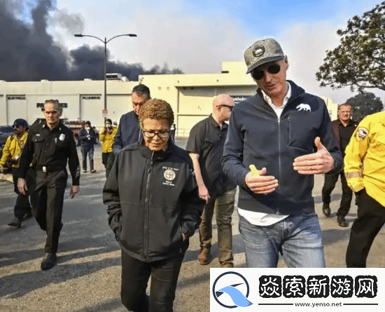 加州山火800名消防员由囚犯充当