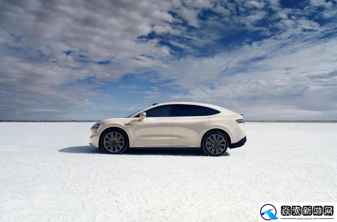 智界R7月销冲2万