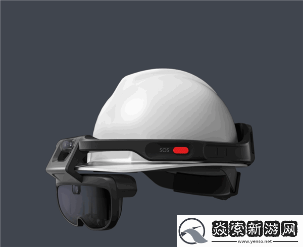 灵伴科技创始人AR眼镜亮相