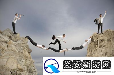 女生和男生一起努力生猴子