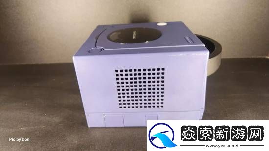 这台任天堂超稀有原型机售价超72万！它并不能运行