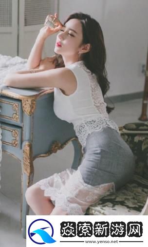 两男吮她的花蒂和奶水视频挑逗感官的禁忌画面网友