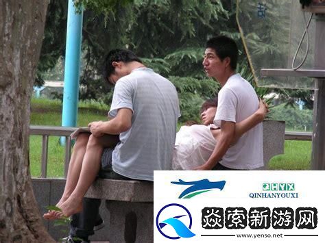 三个男躁一个女