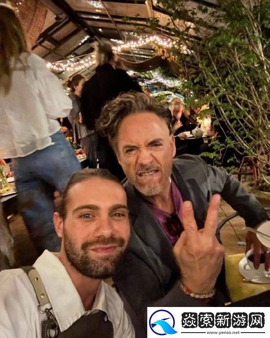 小罗伯特·唐尼60岁生日晒新发型