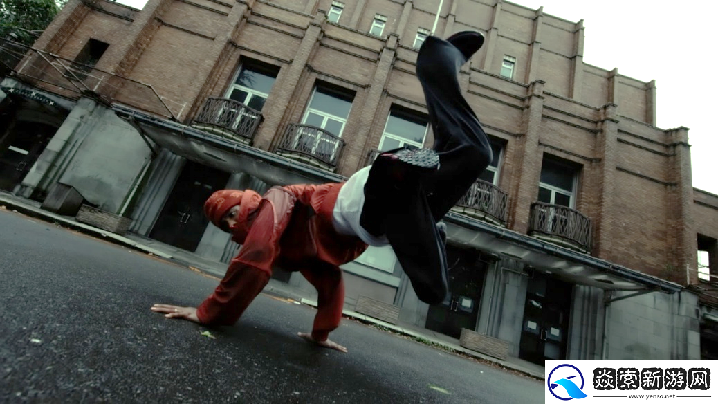 佳能发布全画幅专微相机EOS