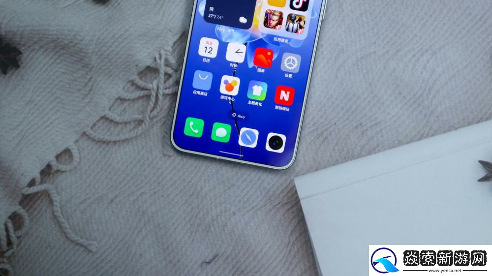 6.3英寸超窄边的骁龙8s