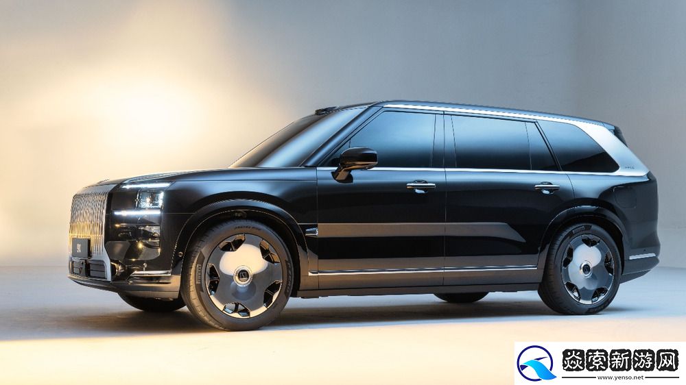 中国豪华双旗舰车型亮相上海车展