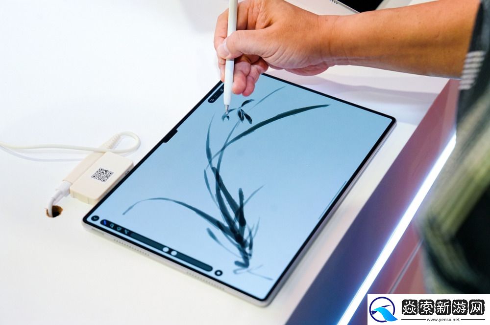 文博会华为天生会画数字艺术展人气爆棚