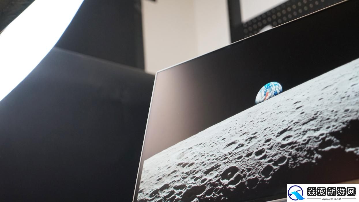 三星27英寸OLED显示器G81SF评测