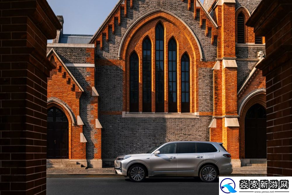 吉利银河M9预售价19.38万起