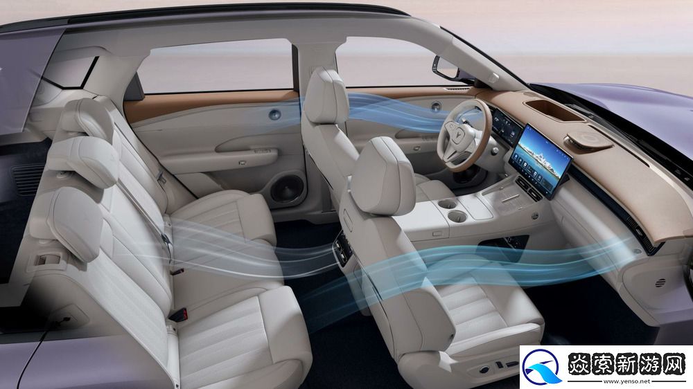 全球首批搭载鸿蒙座舱5
