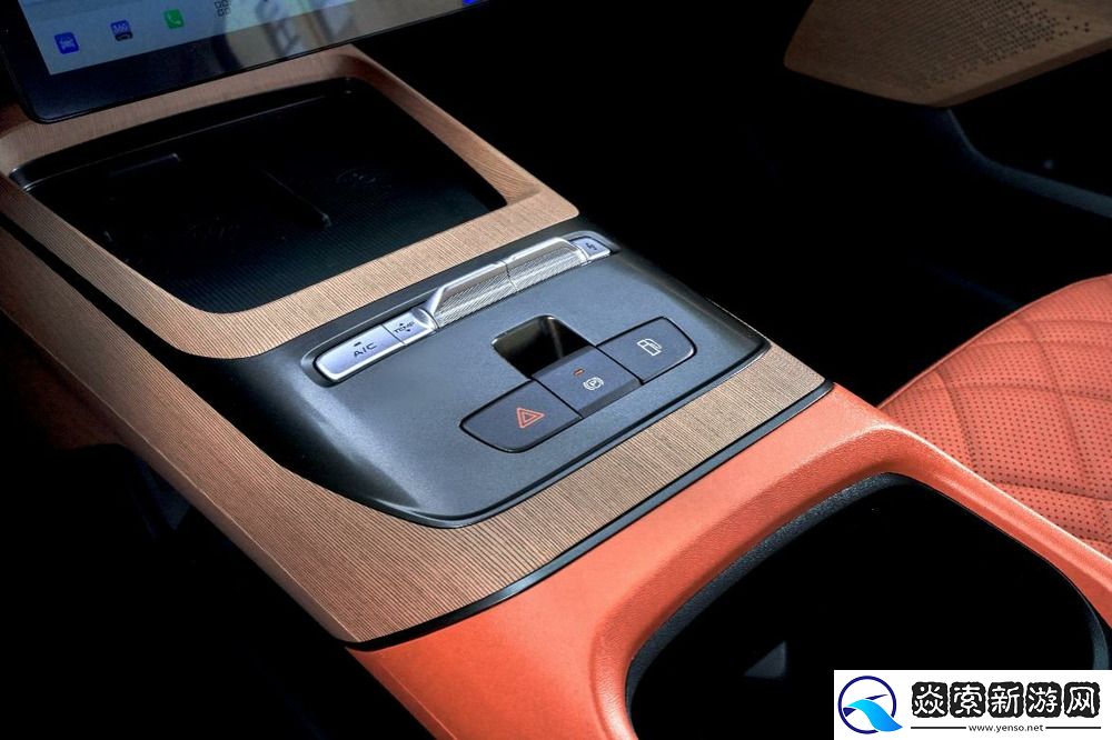 官方指导价8.49万元起