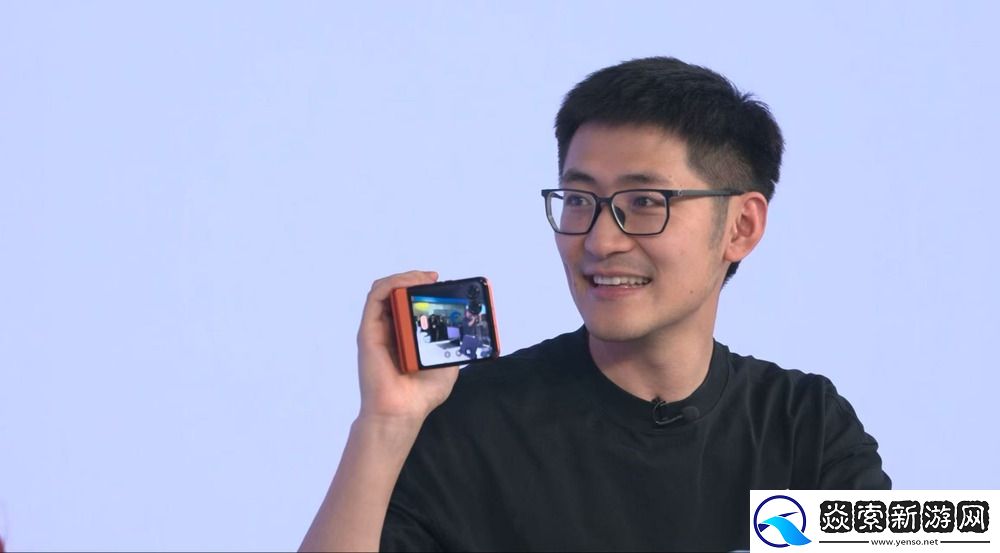 潘通2025年度流行色抢鲜体验！联想moto