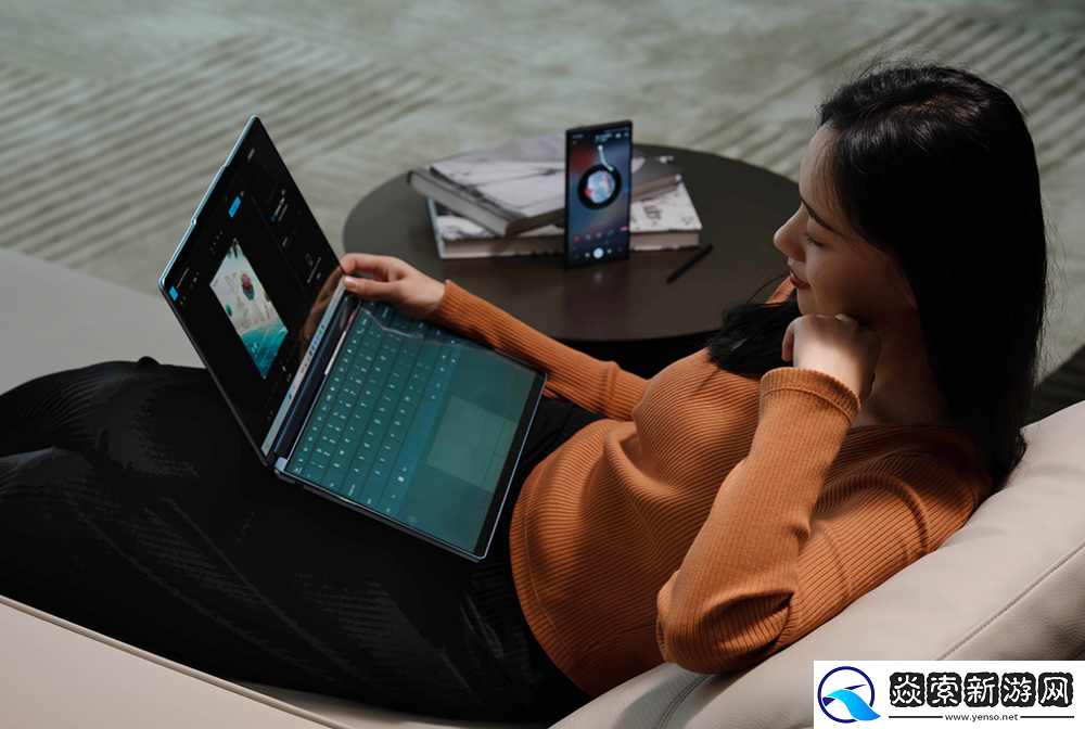 迪丽热巴出任联想品牌代言人及moto品牌代言人