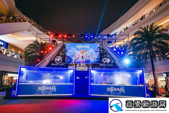 CF运输船驶入深圳欢乐港湾