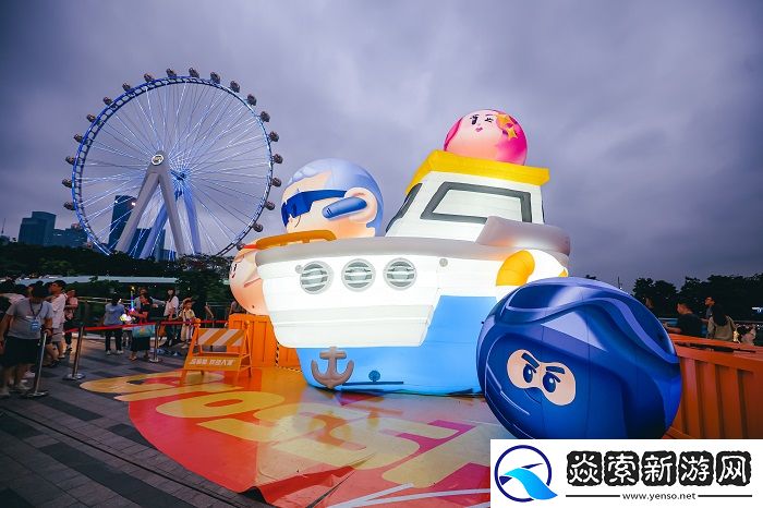 CF运输船驶入深圳欢乐港湾