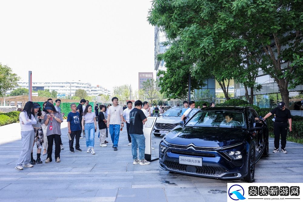 神龙汽车与京东汽车战略签约