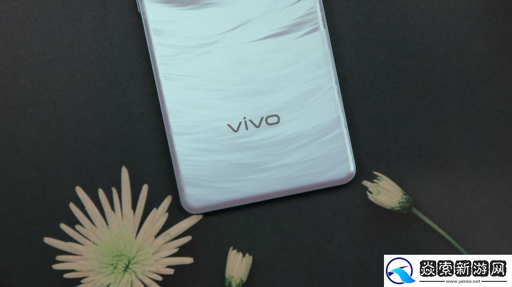 超薄直屏+超长续航