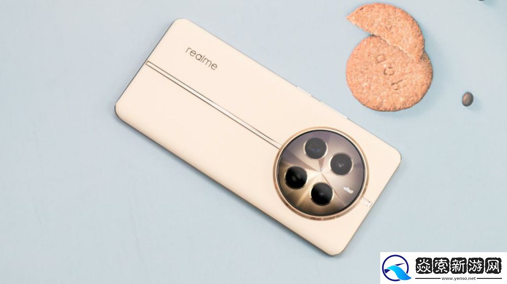 潜望式长焦影像加持