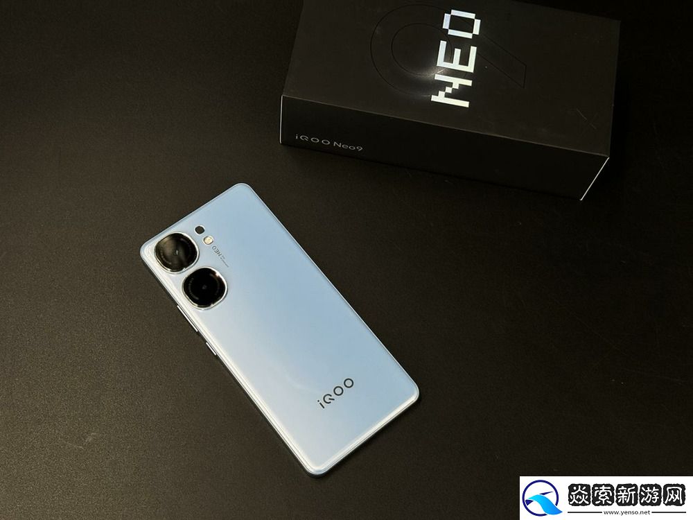 极致轻薄游戏体验加码！iQOO