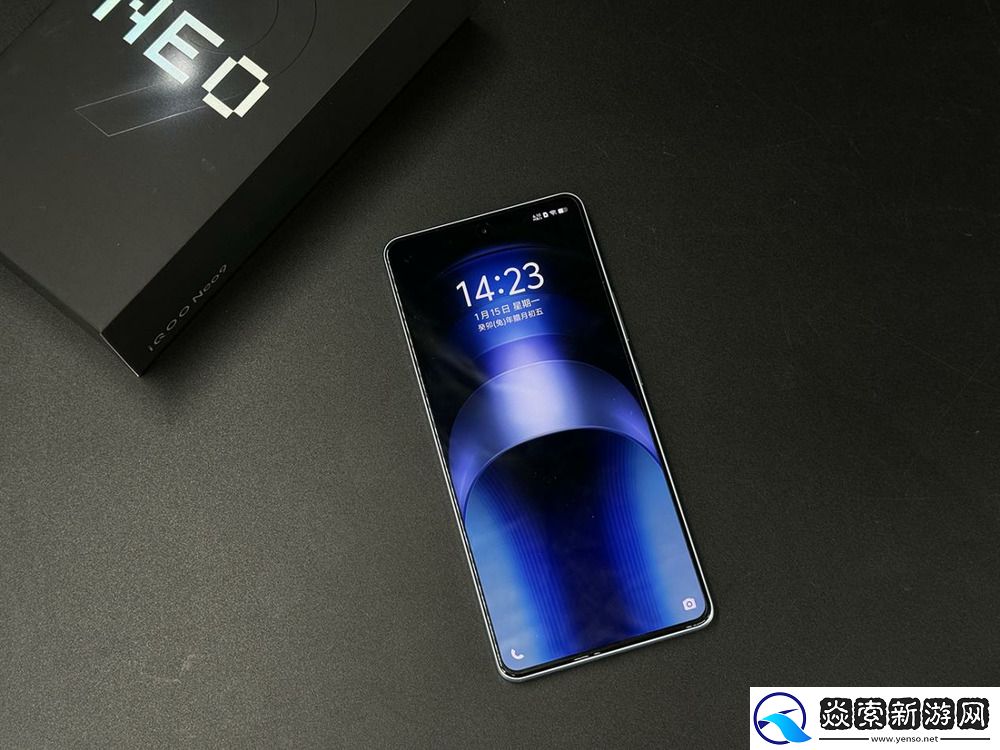 极致轻薄游戏体验加码！iQOO