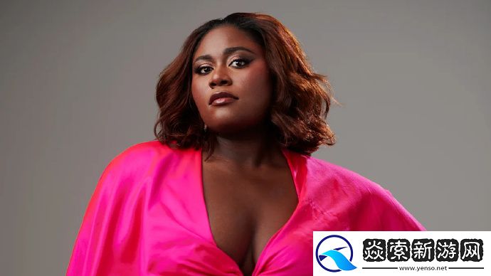 大电影我的世界演员丹妮尔称