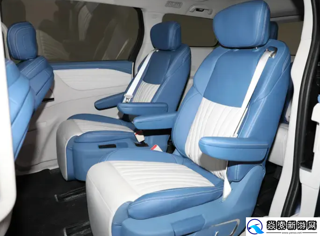 三种前脸造型可选