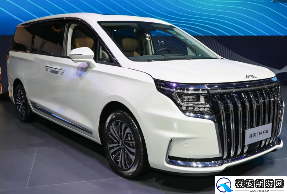 三种前脸造型可选