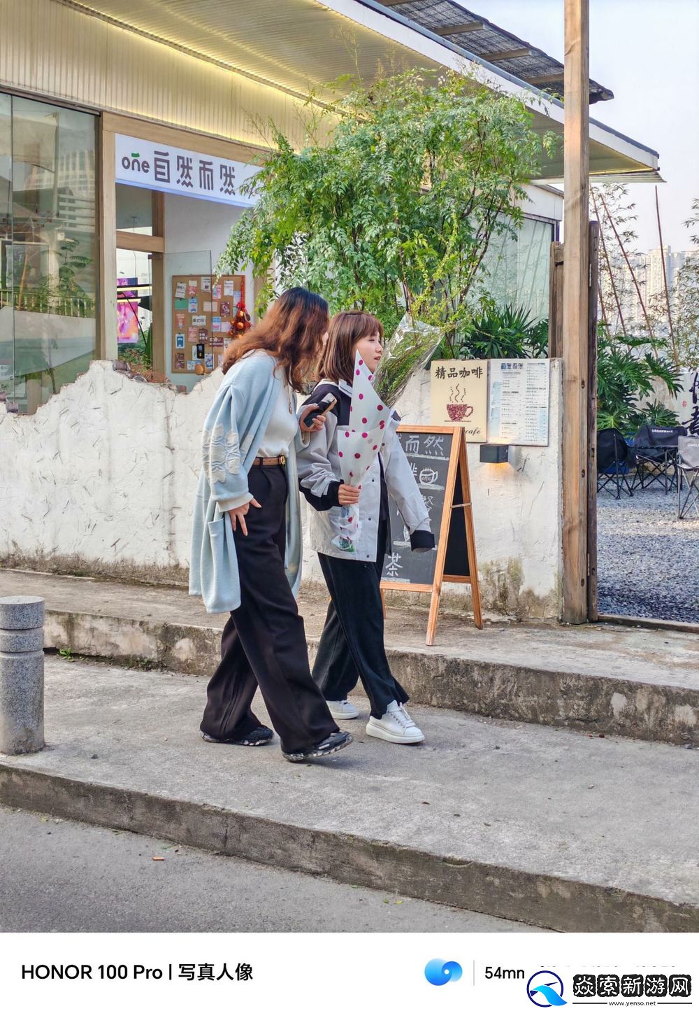 美学设计与”单反级“影像皆可兼得